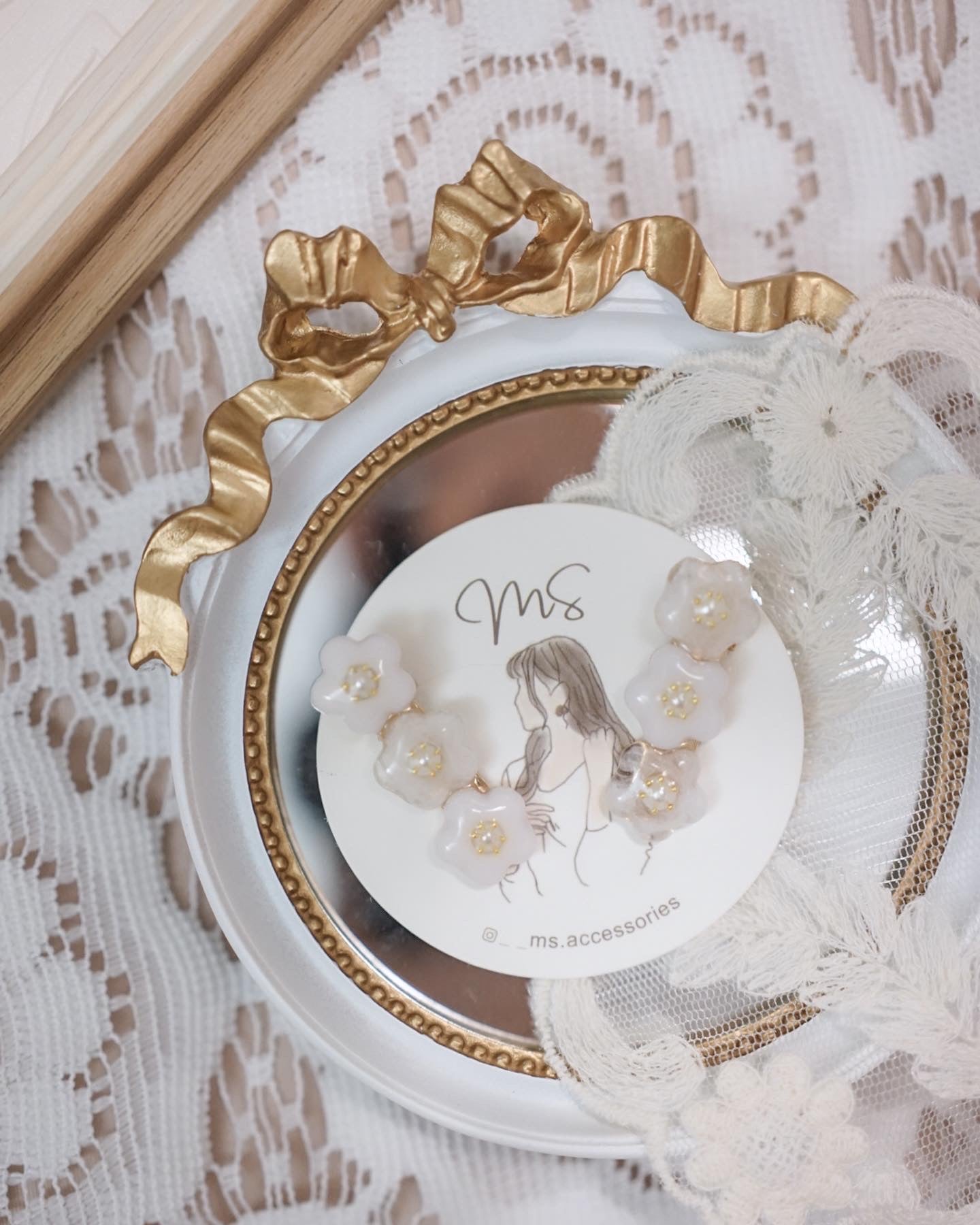 透明花花串小對夾 (一對兩隻)