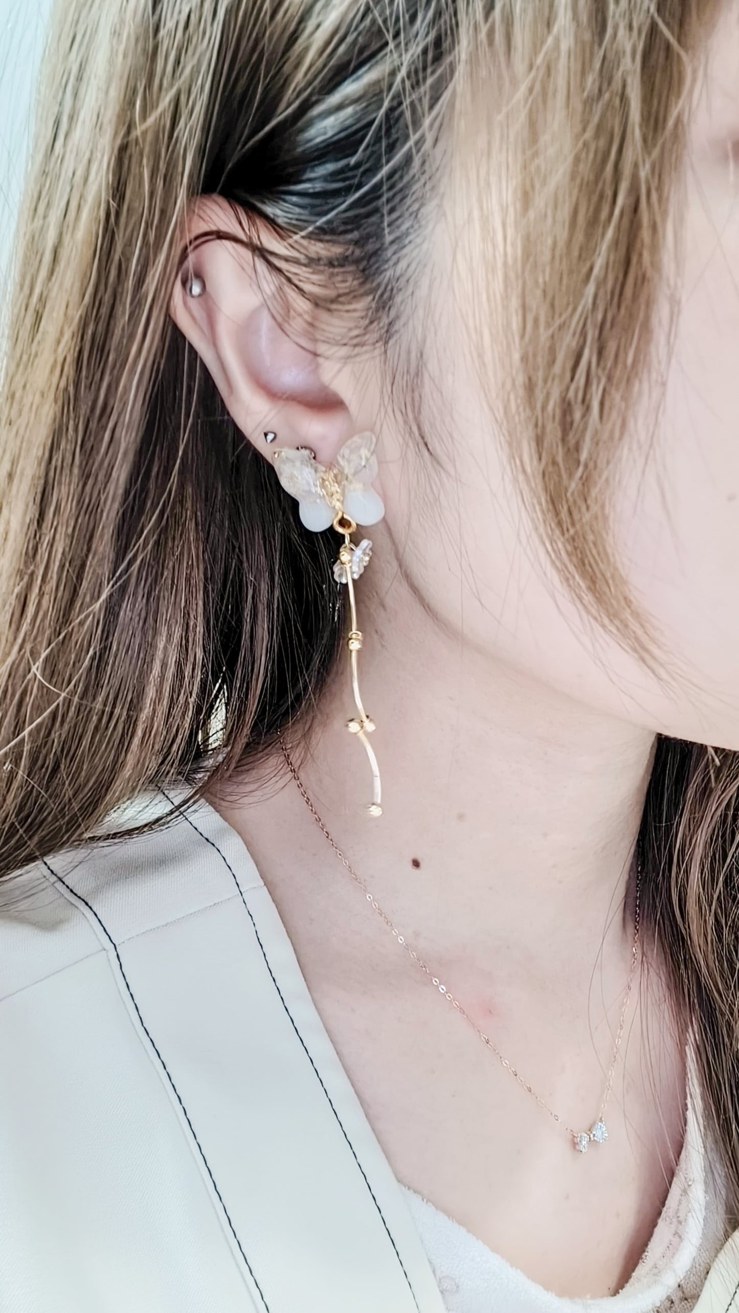 蝴蝶花花垂吊耳環