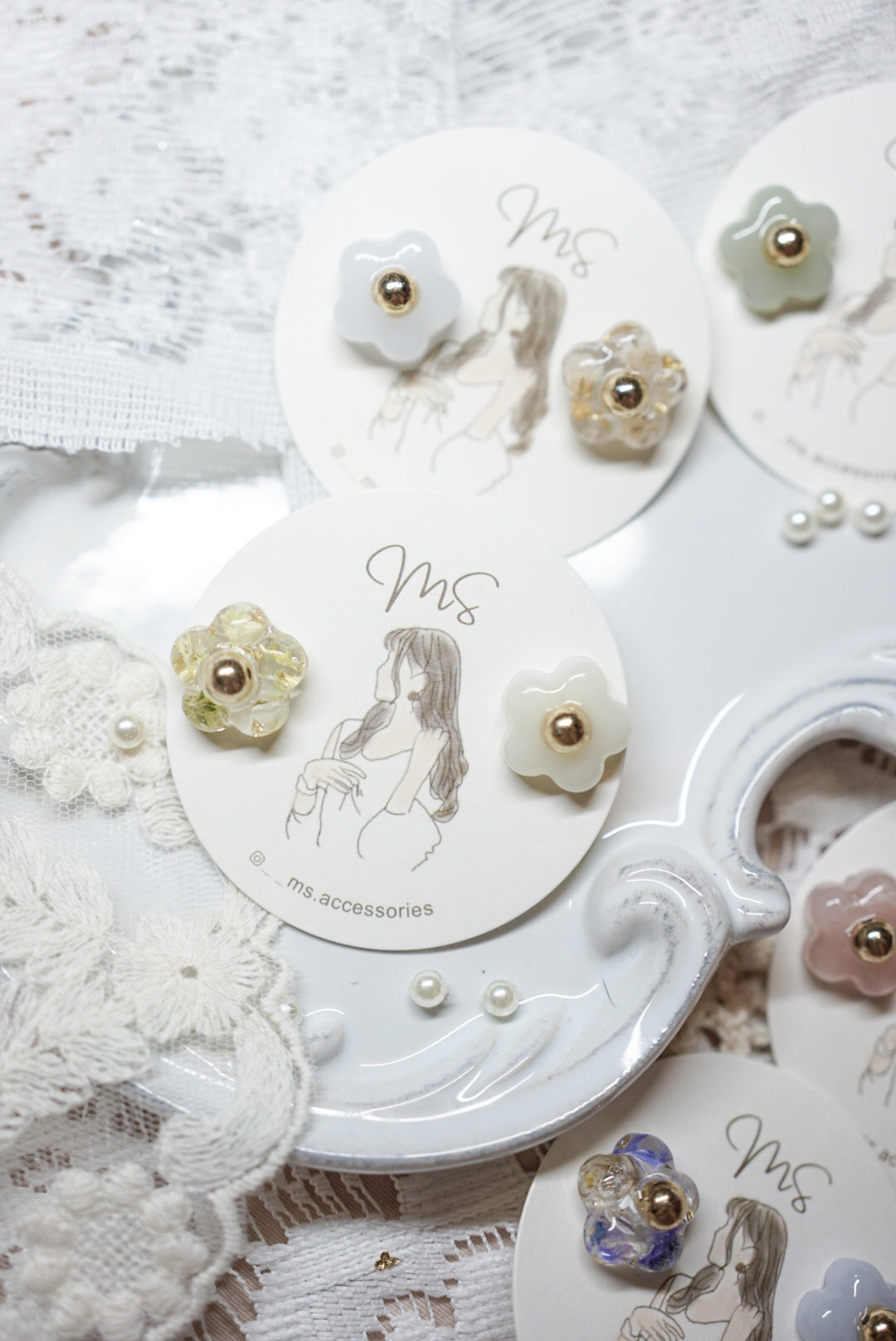 可愛脹卜卜花花型耳環