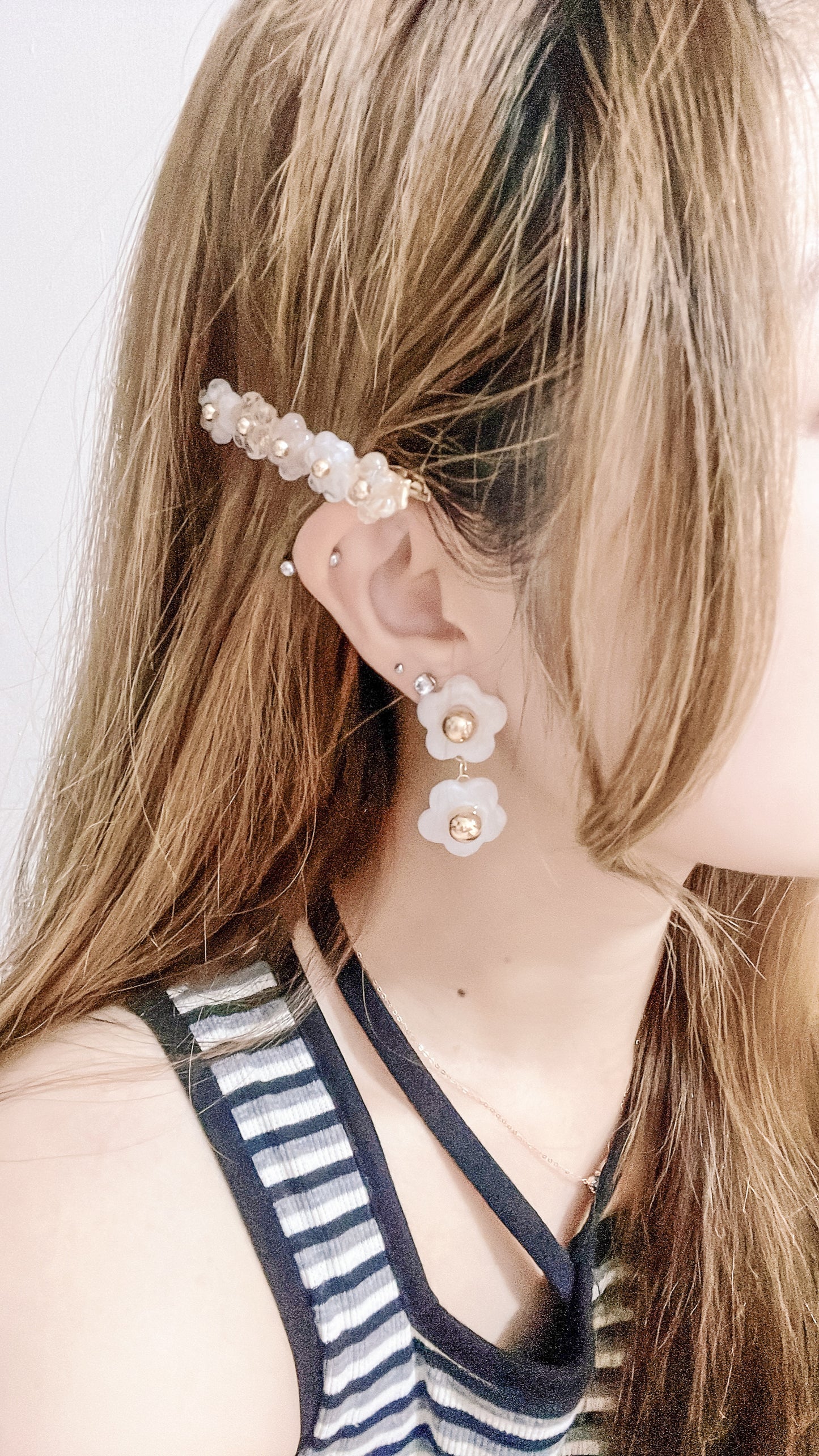 圓圓大花花垂吊耳環